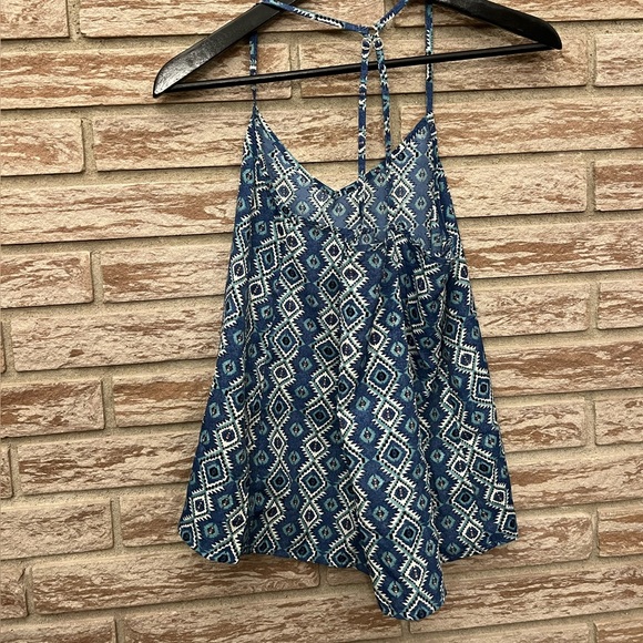 Hollister Fun Blue Tank Top - Picture 2 of 11